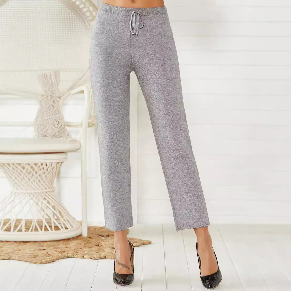 Mid-Waist Slimming Stretch Pants