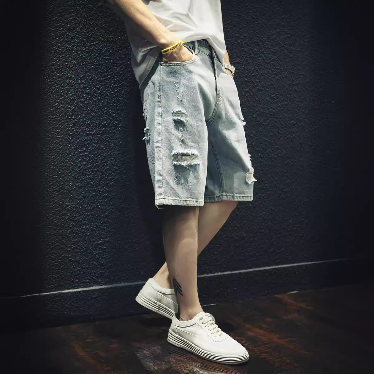 Ripped Denim Mid-Length Pants